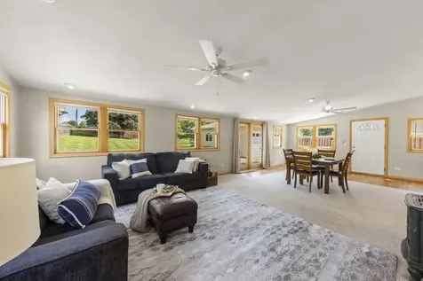 679 North West Road Lombard IL 60148