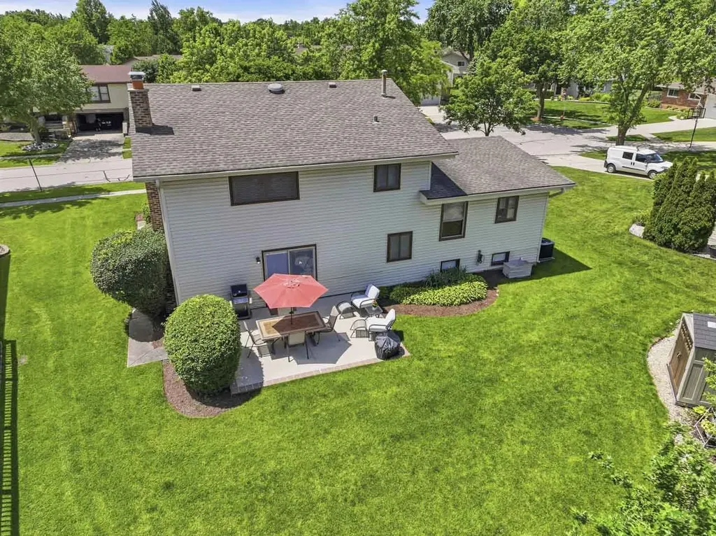 415 Cypress Court Schaumburg IL 60193