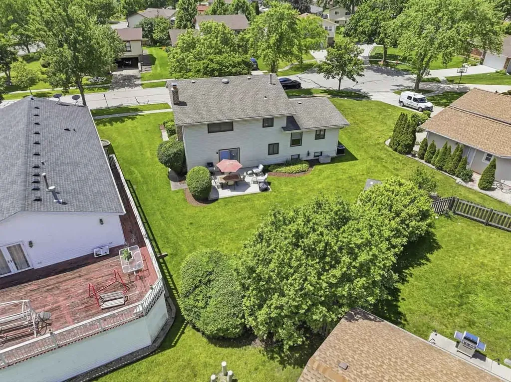 415 Cypress Court Schaumburg IL 60193