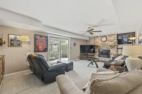 415 Cypress Court Schaumburg IL 60193