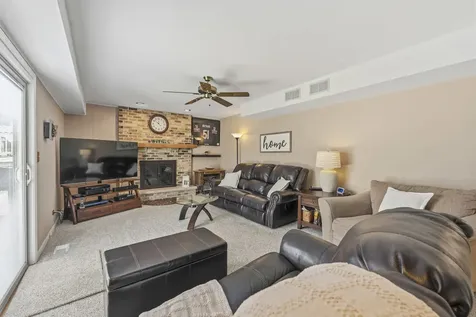 415 Cypress Court Schaumburg IL 60193