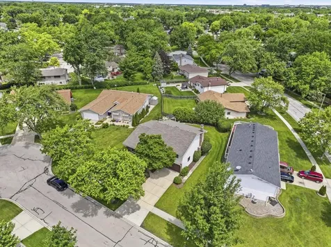 415 Cypress Court Schaumburg IL 60193