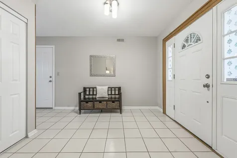 415 Cypress Court Schaumburg IL 60193