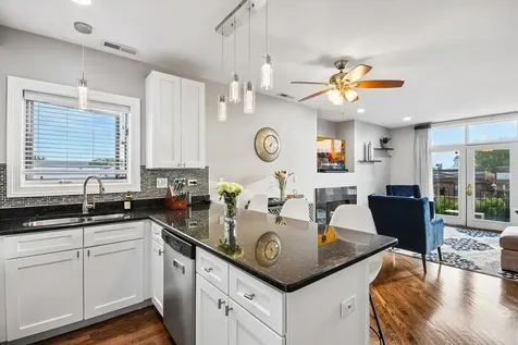 4345 South Indiana Avenue Chicago IL 60653