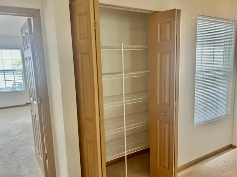 2482 Stoughton Circle Aurora IL 60502