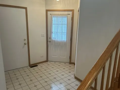 2482 Stoughton Circle Aurora IL 60502