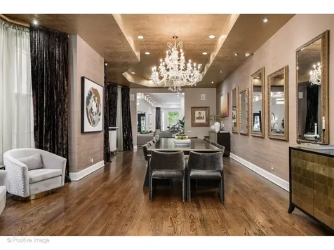 32 East Bellevue Place Chicago IL 60611