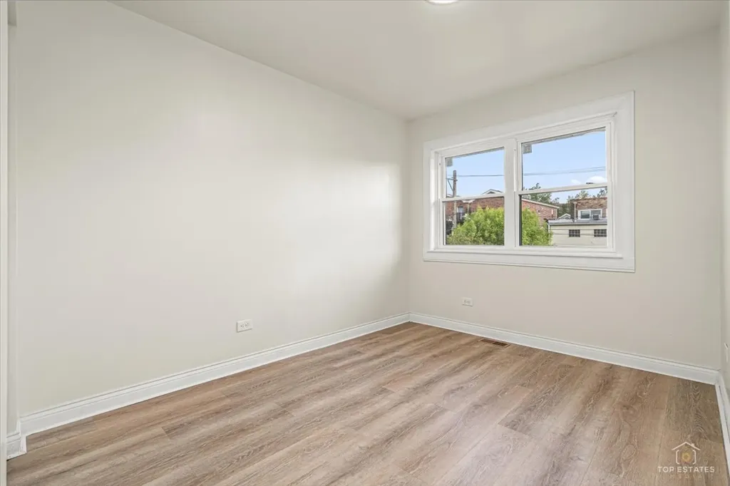 611 West 25th Place Chicago IL 60616