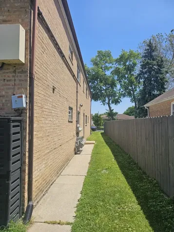 5330 South 73rd Court Summit IL 60501