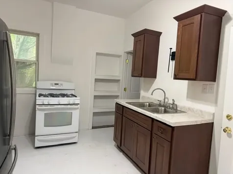 1005 West Taylor Street Bloomington IL 61701