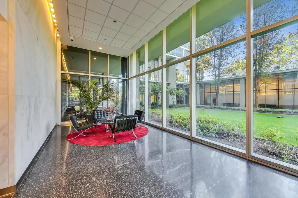 9655 Woods Drive Skokie IL 60077