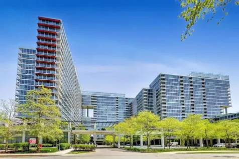 9655 Woods Drive Skokie IL 60077