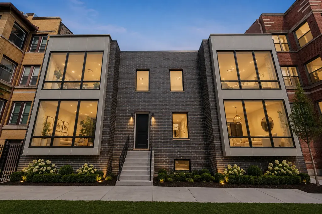 4719 South Ingleside Avenue Chicago IL 60615