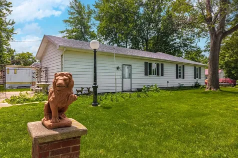 302 Norton Street Cabery IL 60919