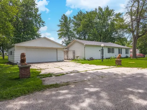 302 Norton Street Cabery IL 60919