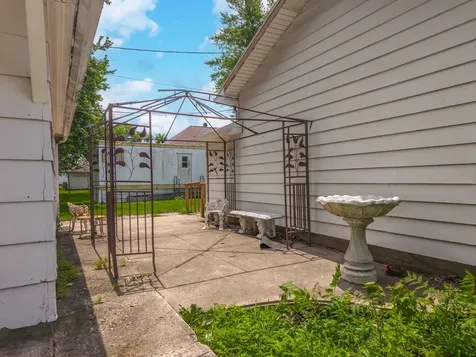 302 Norton Street Cabery IL 60919