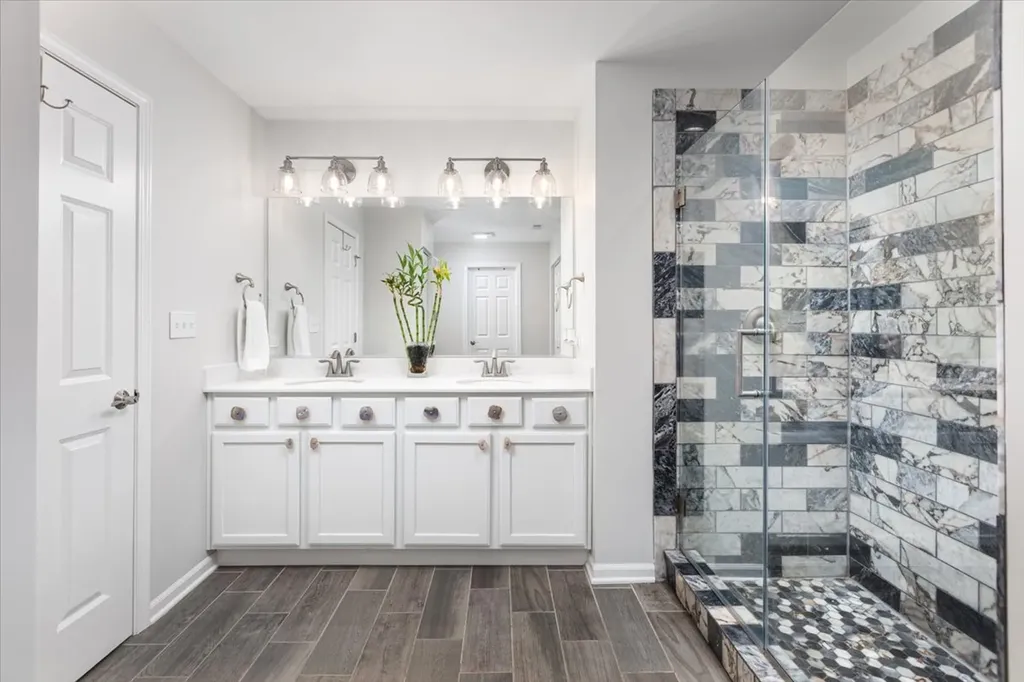 27W119 Redbud Lane Winfield IL 60190