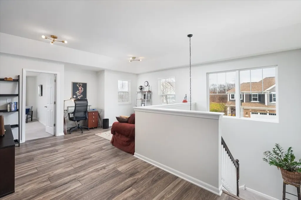 27W119 Redbud Lane Winfield IL 60190