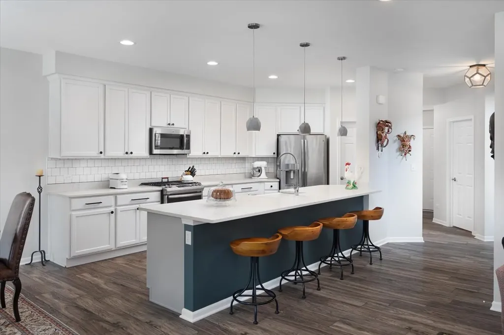 27W119 Redbud Lane Winfield IL 60190