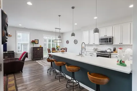 27W119 Redbud Lane Winfield IL 60190