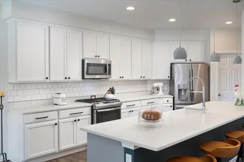 27W119 Redbud Lane Winfield IL 60190