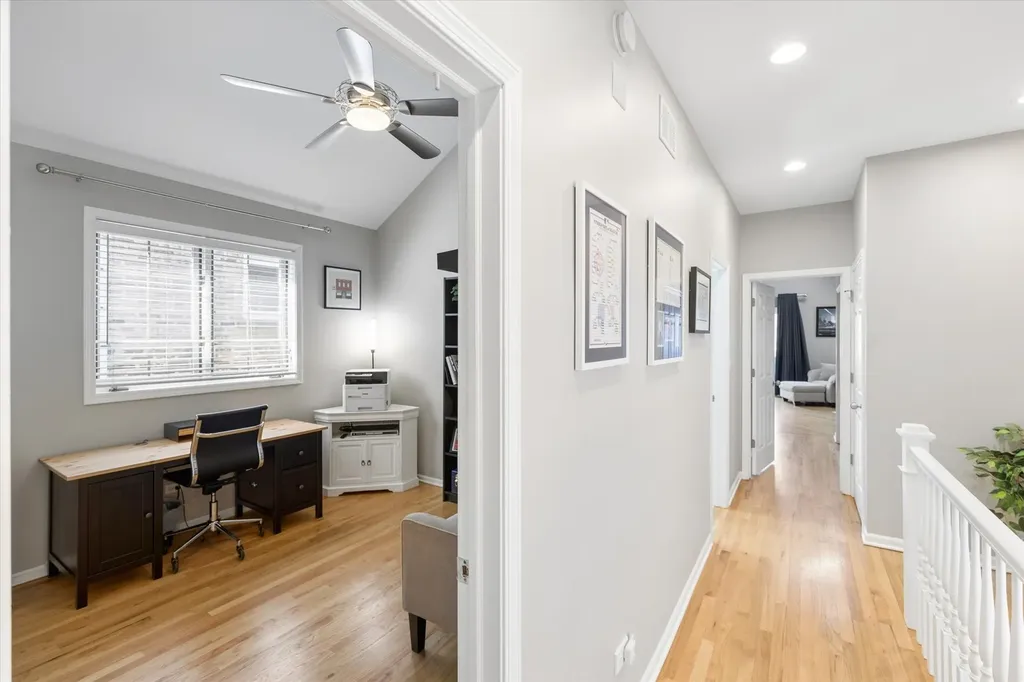 2338 North Oakley Avenue Chicago IL 60647