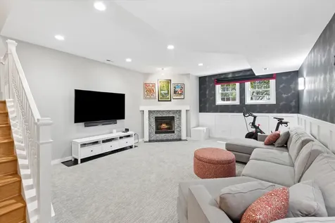 2338 North Oakley Avenue Chicago IL 60647