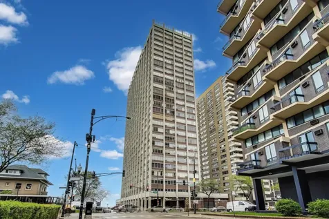 6171 North Sheridan Road Chicago IL 60660