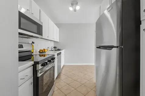 5455 North Sheridan Road Chicago IL 60640