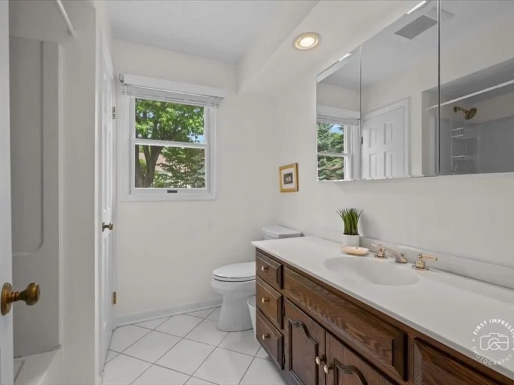 1426 Druid Hills Court Naperville IL 60563