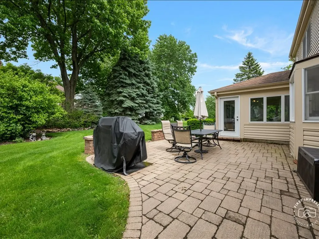 1426 Druid Hills Court Naperville IL 60563