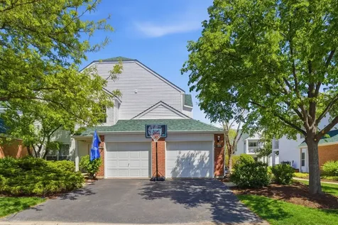 109 Meadowbrook Lane Lake Bluff IL 60044