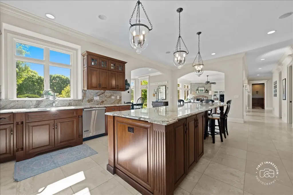 1116 Heatherton Drive Naperville IL 60563