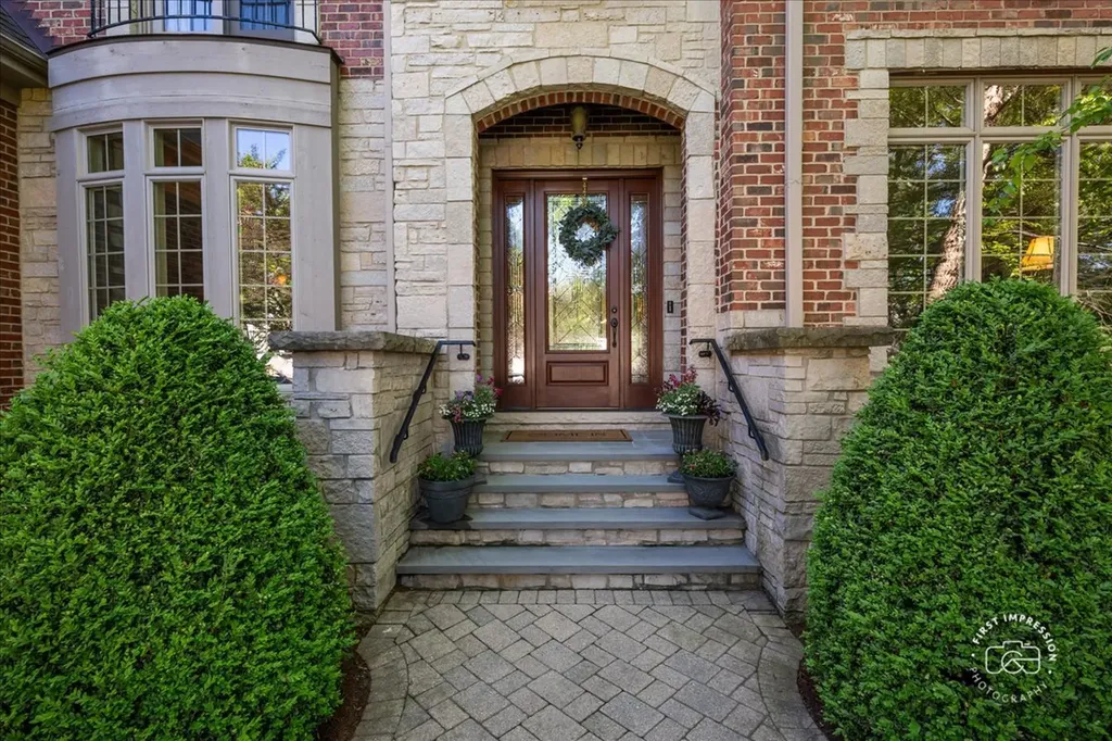 1116 Heatherton Drive Naperville IL 60563