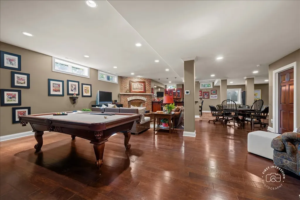 1116 Heatherton Drive Naperville IL 60563
