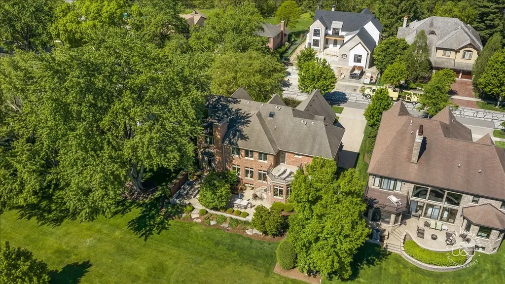 1116 Heatherton Drive Naperville IL 60563