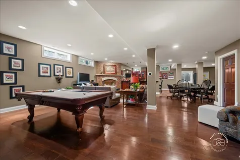 1116 Heatherton Drive Naperville IL 60563
