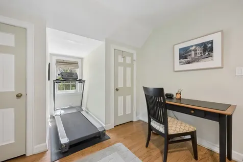 346 Lagoon Drive Northfield IL 60093