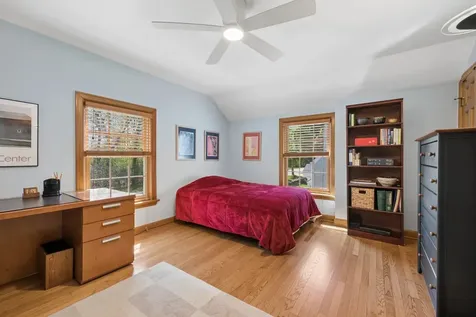 346 Lagoon Drive Northfield IL 60093