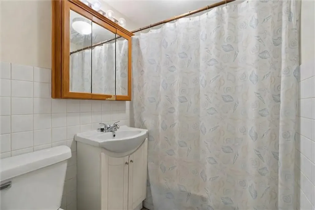 3301 North Ozanam Avenue Chicago IL 60634