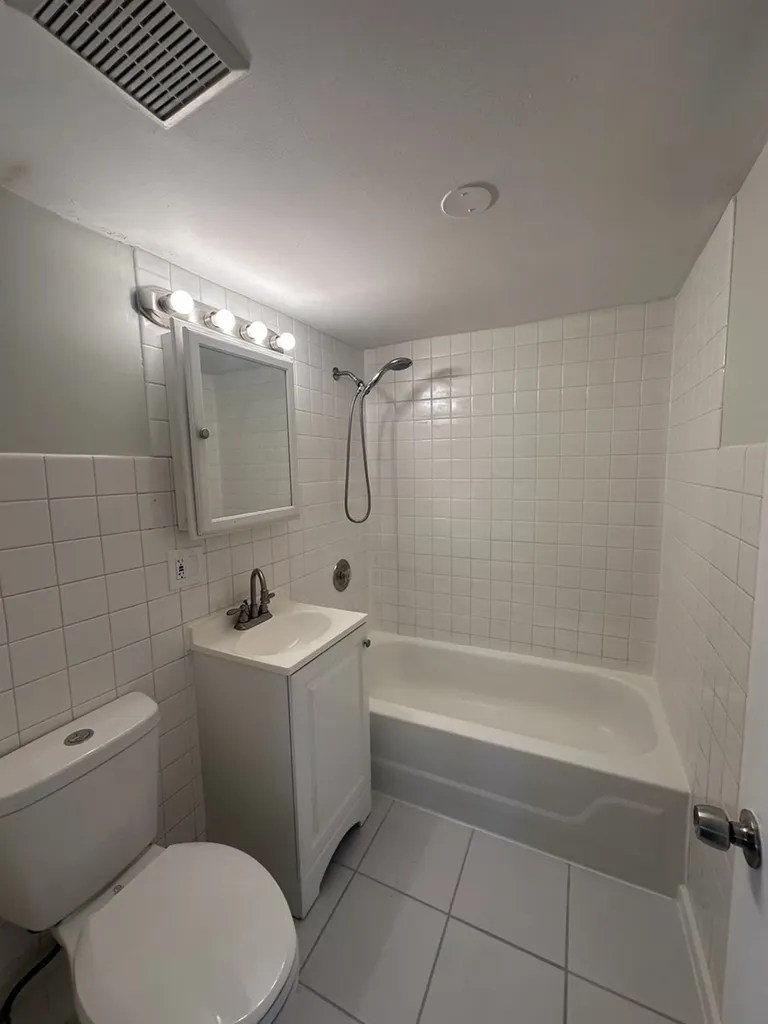 3301 North Ozanam Avenue Chicago IL 60634