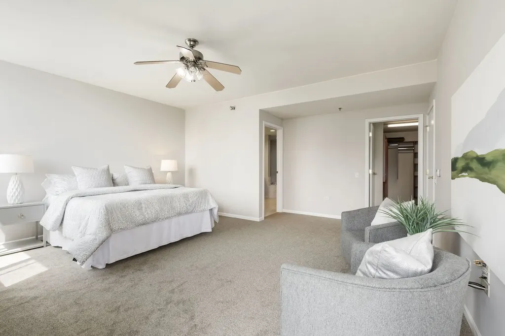 1515 South Prairie Avenue Chicago IL 60605