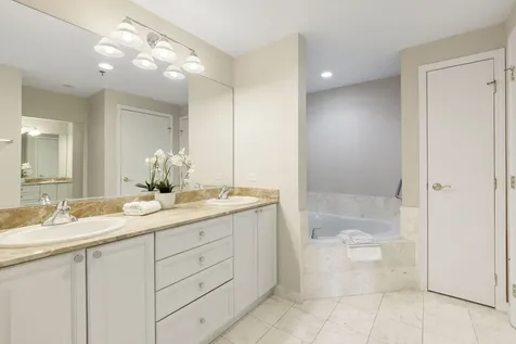 1515 South Prairie Avenue Chicago IL 60605