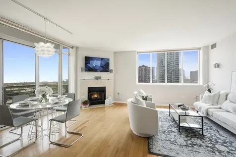 1515 South Prairie Avenue Chicago IL 60605