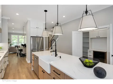3107 North Oakley Avenue Chicago IL 60618