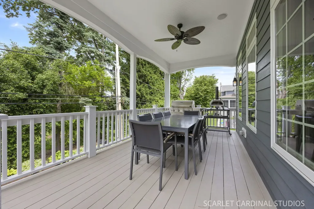 641 South Loomis Street Naperville IL 60540