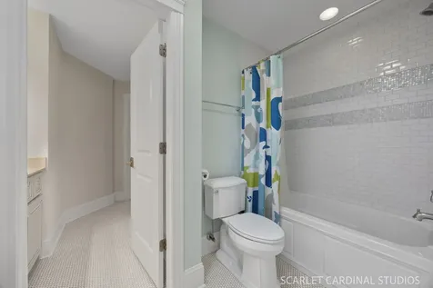 641 South Loomis Street Naperville IL 60540