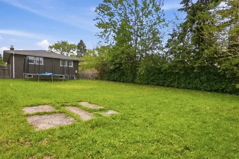 17142 Bernadine Street Lansing IL 60438