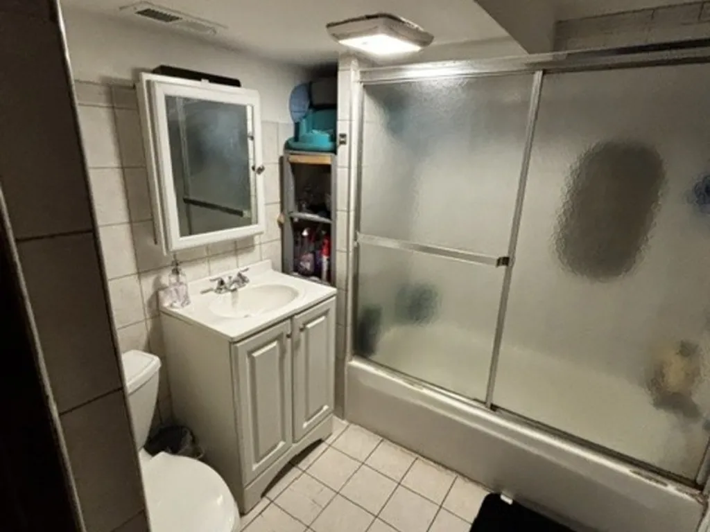 5809 South Spaulding Avenue Chicago IL 60629