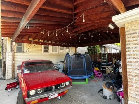5809 South Spaulding Avenue Chicago IL 60629